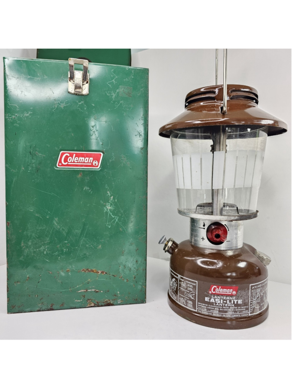 Vintage Coleman 621B Easi-Lite Lantern Brown Canada w/ Metal Case, Pyrex Globe